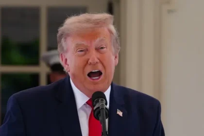 “Los golpearemos muy duro” esta noche y mañana, asegura Trump al referirse a Irán