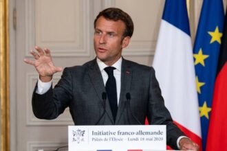 El partido de Macron denuncia al de Le Pen por "plagiar" su marca política 'Renacimiento'