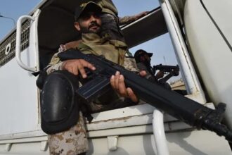 Pakistán afirma haber abatido a 32 insurgentes en operaciones en el noroeste y suroeste