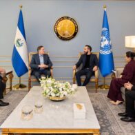 Bukele recibe reconocimiento tras eliminación del tracoma como problema de salud pública en El Salvador