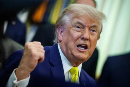Trump dice que Estados Unidos acabará como Ceuta si los demócratas ganan las elecciones