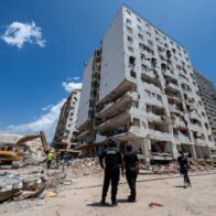 Venezuela se centra en la búsqueda de cuerpos cuando se cumplen dos semanas del terremoto