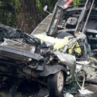 Choque entre un camión de volteo y una camioneta agrícola deja cuatro muertos en Guatemala