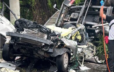 Choque entre un camión de volteo y una camioneta agrícola deja cuatro muertos en Guatemala