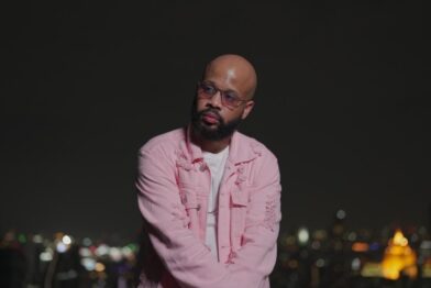 El artista internacional Unik0 revoluciona la escena urbana con el lanzamiento de "Lindo Remix" junto a Químico Ultramega