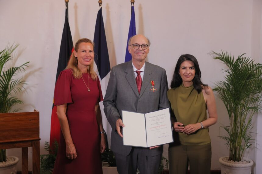 Gobierno de Alemania otorga la Cruz de Caballero al Dr. Herbert Stefan Stern Díaz