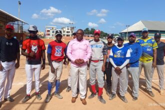 Club Virgilio Castillo Chola recibe apoyo de empresario