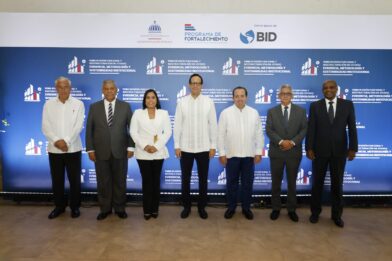 Gobierno resalta avances de la reestructuración de la administración pública