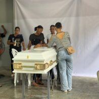 Familiares y allegados lloran la muerte de Darlin Mercado en Herrera