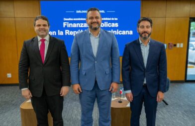 Egresados de BARNA Management School lanzan iniciativa para impulsar el diálogo sobre los principales desafíos nacionales