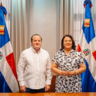 El ministro de la Presidencia, José Ignacio Paliza, y la directora general del Instituto Nacional de Formación Técnico Profesional (INFOTEP), Maira Morla Pineda.
