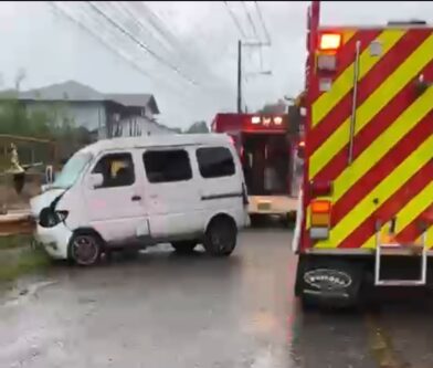 Hombre resulta herido tras accidente de tránsito en la recta de Buena Vista, Jarabacoa