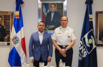 SNS y Policía Nacional fortalecen acciones conjuntas para garantizar la seguridad en los hospitales públicos