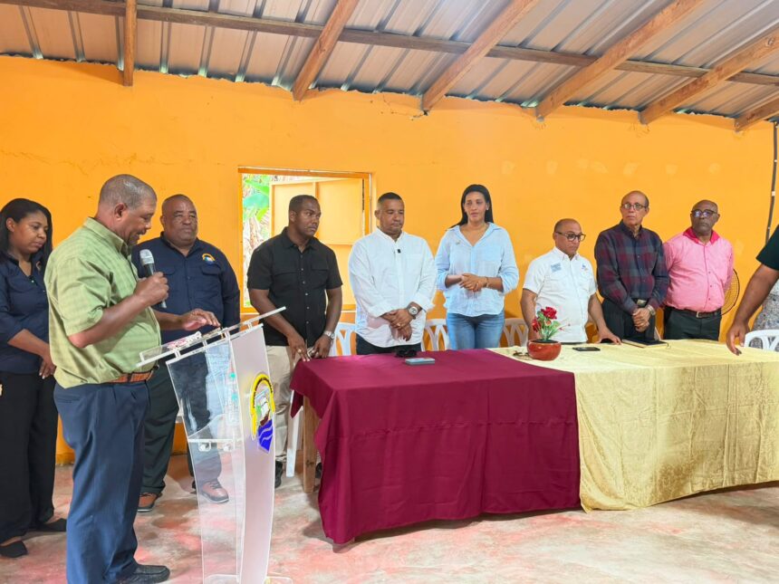 Alcaldesa Ana Reyes inaugura Centro Comunal del sector La Codal mediante el Presupuesto Participativo
