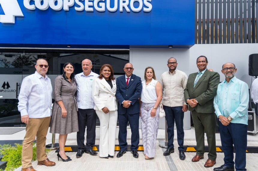 Coopseguros inaugura nueva oficina en Santiago