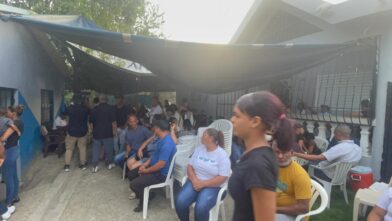 Velan restos de joven hallada muerta en Santiago: familiares señalan a su expareja del feminicidio