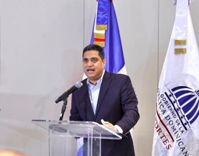 Kelvin Cruz anuncia incentivos para medallistas de Juegos Centroamericanos y del Caribe