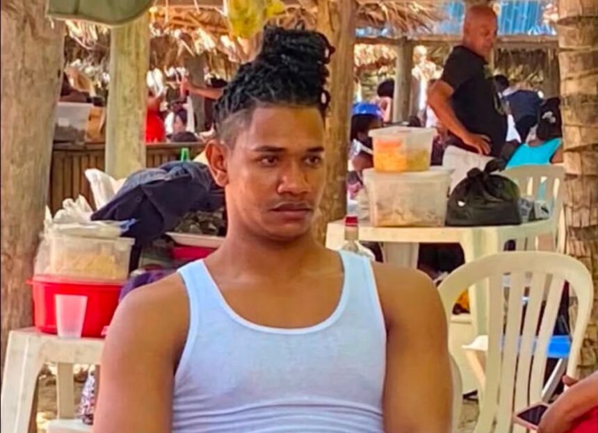 Se entrega “La Tata”, vinculado a la muerte de joven en puesto de comida rápida en SFM