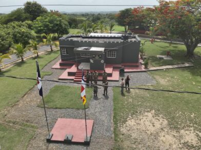 Comandante del Ejército supervisa destacamentos y puestos fronterizos en Elías Piña