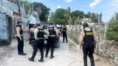 DNCD y Ministerio Público realizan allanamientos e interdicciones en San Pedro de Macorís