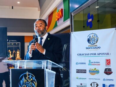 Fórum Sopesado celebra primer encuentro “Entre vinos” en Santo Domingo Oeste