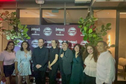 Prudence y Residente relanzan campaña en Santiago de educación sexual para romper tabúes y prevenir ITS y embarazos adolescentes