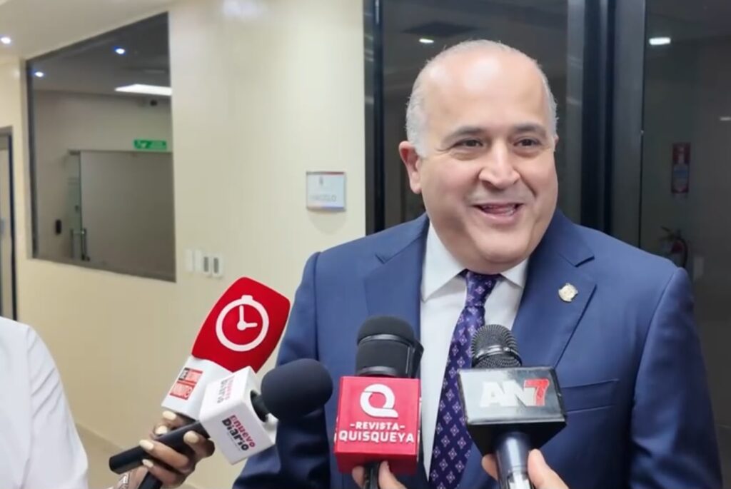Senadores respaldan derecho de Santiago Matías a formar un partido