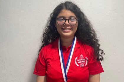 Estudiante del Colegio San Martín de Porres alcanza tercer lugar nacional en Olimpiadas de Ciencias Sociales