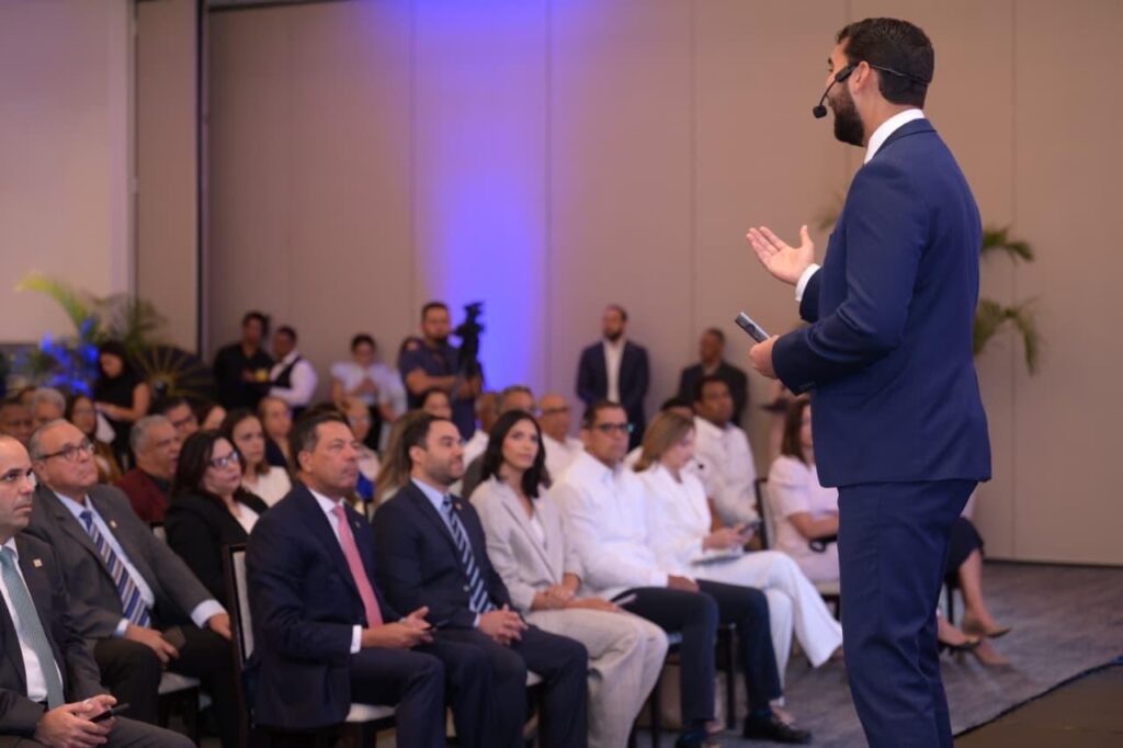 Banreservas y filiales realizan en Santiago segundo Foro del Ahorro y la Inversión “Reserva tu capital”