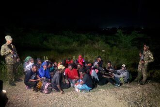 Ejército detiene a 28 haitianos indocumentados durante operativo en Dajabón