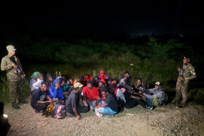 Ejército detiene a 28 haitianos indocumentados durante operativo en Dajabón