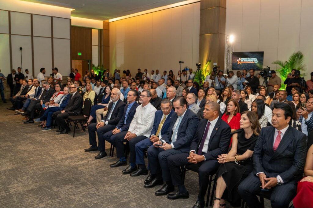 INTRANT realiza primera edición del Premio Nacional de Seguridad Vial; reconoce13 empresas