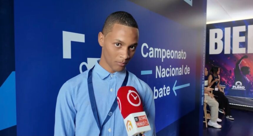 Estudiantes llegan al Campeonato Nacional de Debate con la meta de poner en alto a sus regionales