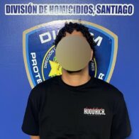 PN recibe en Santiago a extraditado desde España, acusado de doble homicidio y de herir a tres personas en 2021