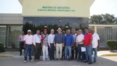 Gobierno reactiva PRODEVAJ para impulsar la producción agrícola en Pedernales