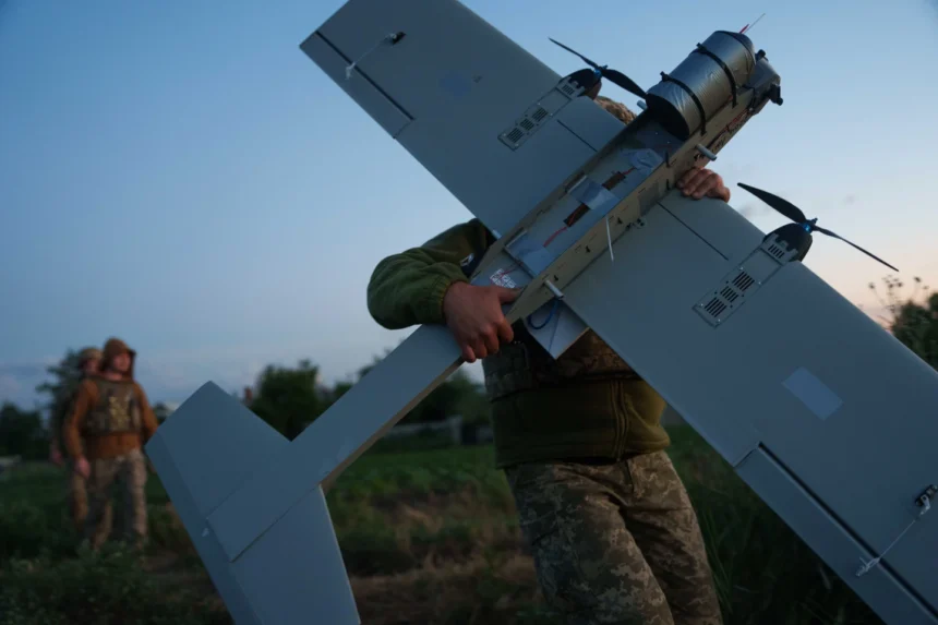 Los drones ucranianos de alcance medio están transformando el campo de batalla al atacar las líneas de suministro rusas