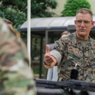 Jefe del Comando Sur de EEUU visita Venezuela para coordinar la reconstrucción