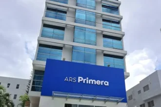 Ministerio de Trabajo convoca diálogo entre Andeclip y las ARS para evitar la suspensión de servicios