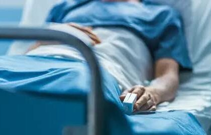 Adolescente de 15 años permanece hospitalizada tras presunto envenenamiento; señalan a su pareja