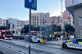 Un incendio en el Metro de Barcelona deja 131 heridos leves y seis menos graves
