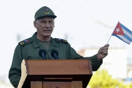 El presidente de Cuba insiste en que EE.UU. “recurre a la mentira” para una posible agresión al país