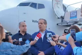 Ministro de Salud envía psicólogos y psiquiatras a Venezuela para atender a víctimas del terremoto