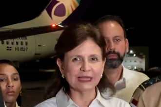 Raquel Peña recibe a rescatistas dominicanos de Venezuela