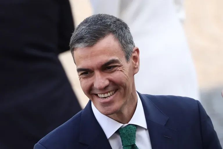 Pedro Sánchez y Andy Burnham comparten “muchos retos, valores y objetivos”