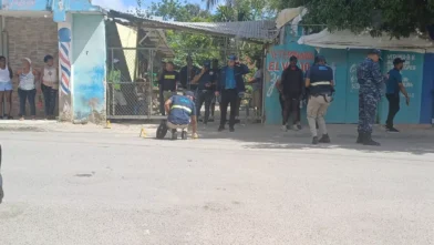 Joven de 21 años y hieren a otro durante tiroteo en Santo Domingo Este
