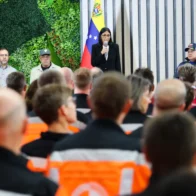 Delcy Rodríguez condecora con medalla Héroes de Venezuela a rescatistas de Italia y Suiza - Noticias de hoy en República Dominicana | De Último Minuto
