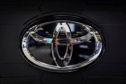 Toyota retira más de 500.000 Camry en EE. UU.: cuál es la falla y qué modelos están afectados