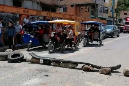 Muere un paciente por bloqueo de vía debido al alza de combustibles en la Amazonía de Perú