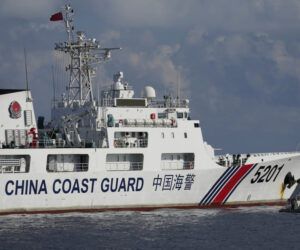 China reconoce dos muertos en un incidente marítimo con Filipinas en 2025
