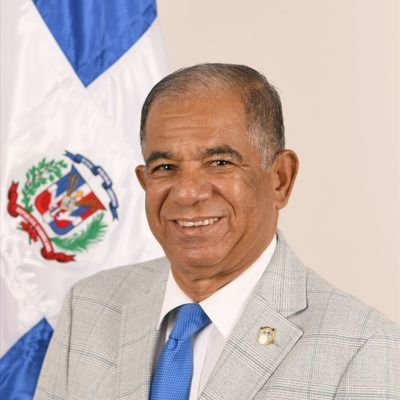 Honras fúnebres de Jorge Frías iniciarán este lunes en la Funeraria Blandino